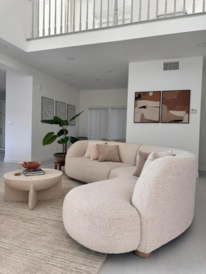 A modern and peaceful oasis